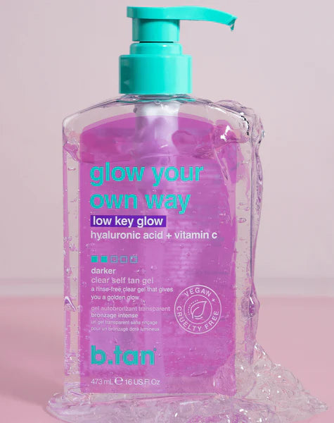 B.tan Glow Your Own Way ow key glow darker Gel Autobronceador Transparente para un Brillo Más Oscuro 16 Oz / 473 mL