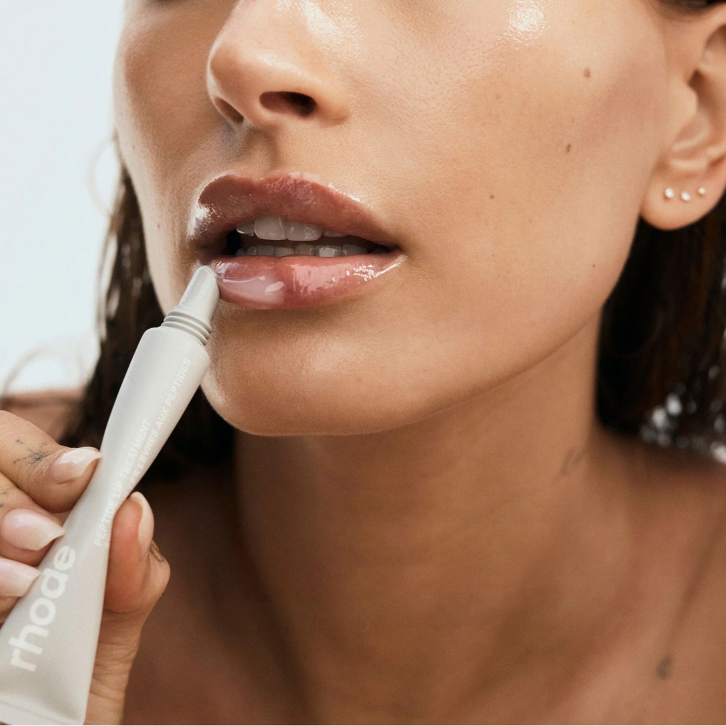Tratamiento Labial de Péptidos Rhode