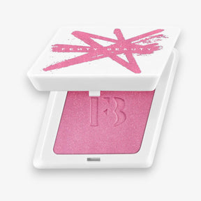 Blush em Pó à Prova d'Água Suede Fenty Cheeks da Fenty Beauty, 4 g / 0.14 oz