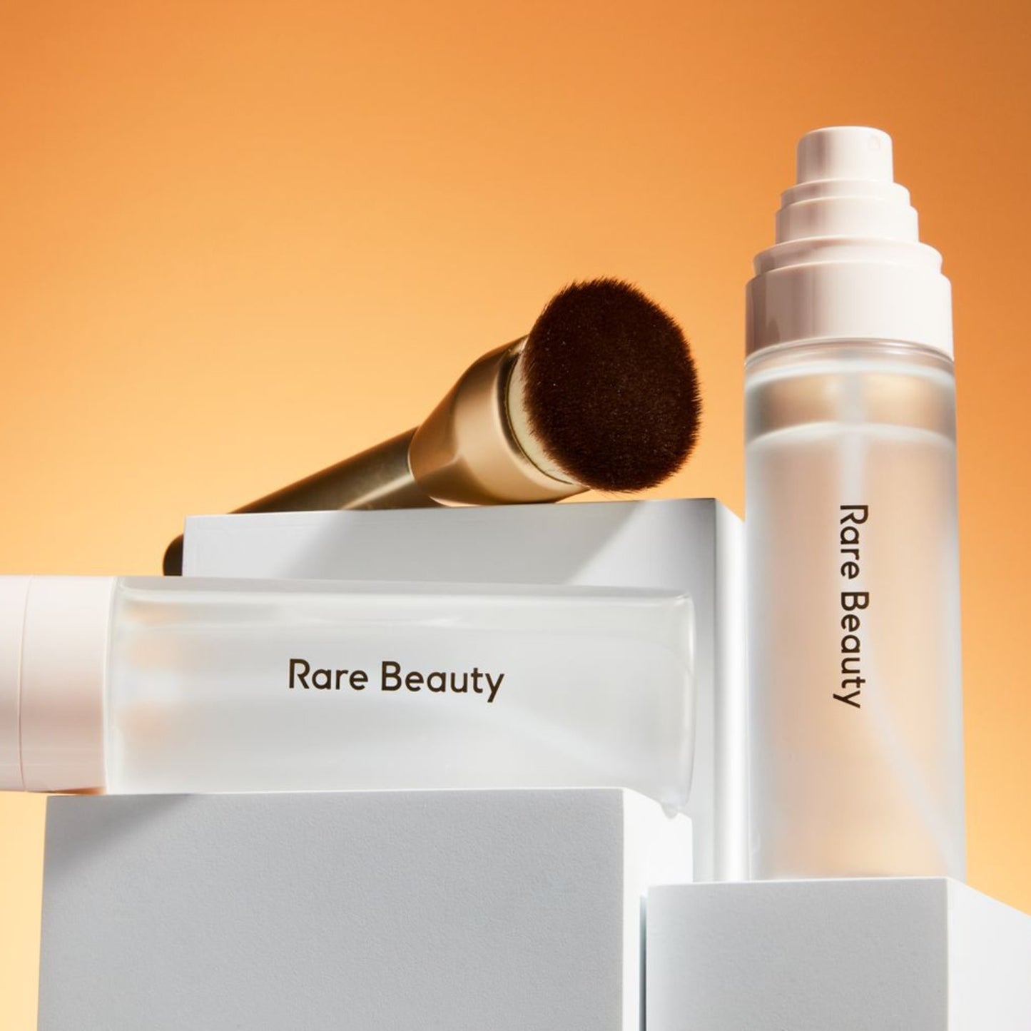 Bruma Preparadora y Fijadora 4 en 1 Always An Optimist de Rare Beauty 1.18 fl oz / 35 mL