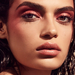 Iluminador Freestyle Killawatt Foil de Fenty Beauty - Ruby Richez, 3.5 g / 0.12 oz
