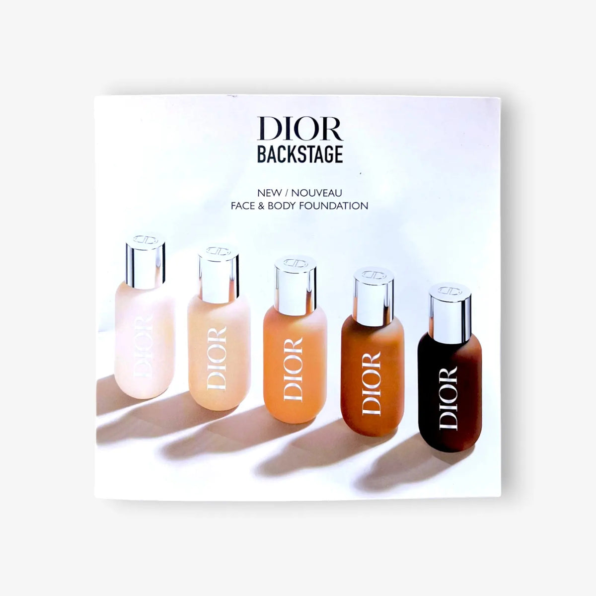 Paquete de Muestras de Base de Maquillaje Backstage para Rostro y Cuerpo

